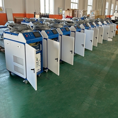 1500 Watts Handheld Laser Welding Machine High Performance For Stainless Steel