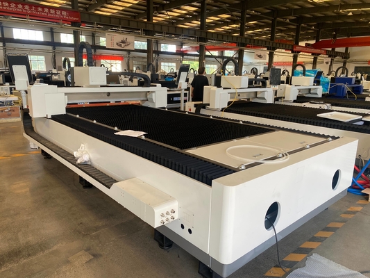 3015 Cnc Fiber Laser Cutting Machine With Single Platform For Metal